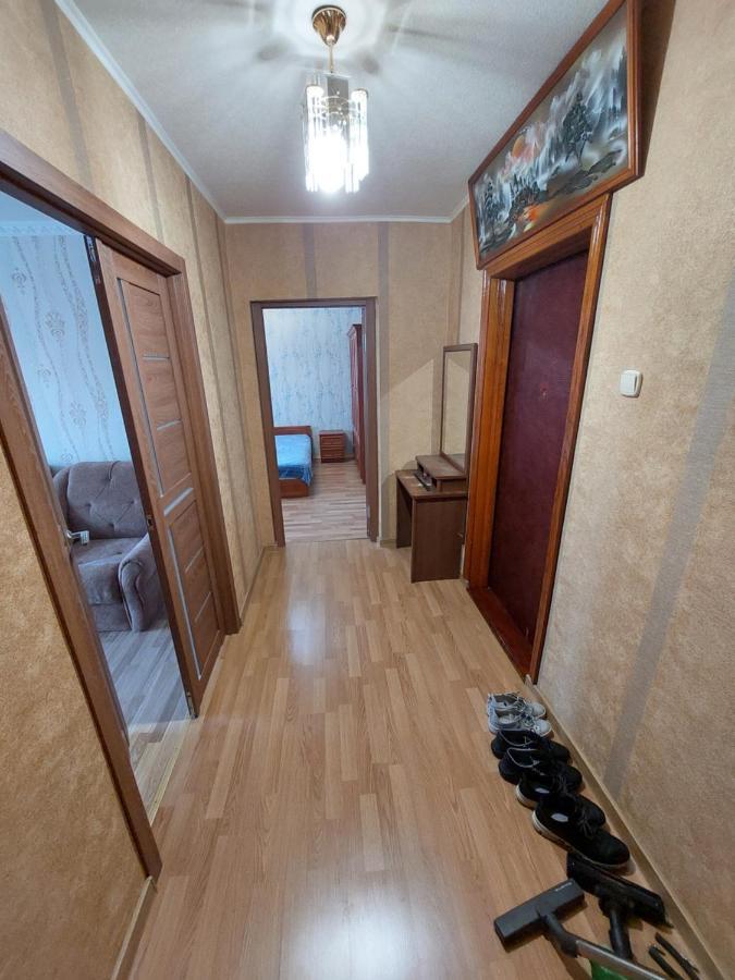 2К Апартаменты Ул.Ревуцкого 19/1 Kiev Exterior foto